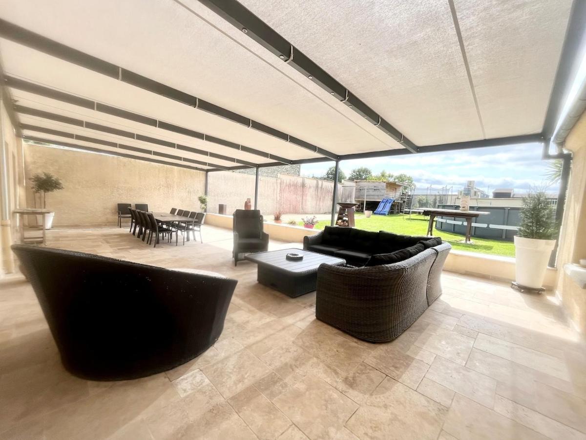 Le Retro Champlay Villa Bagian luar foto