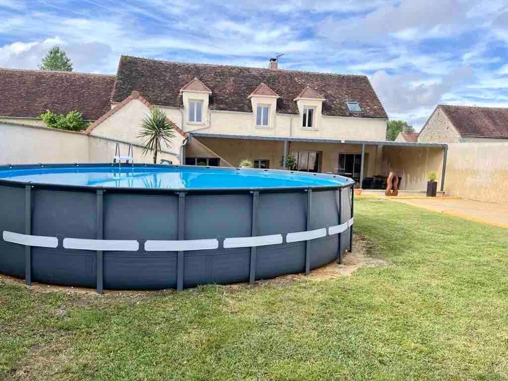 Le Retro Champlay Villa Bagian luar foto