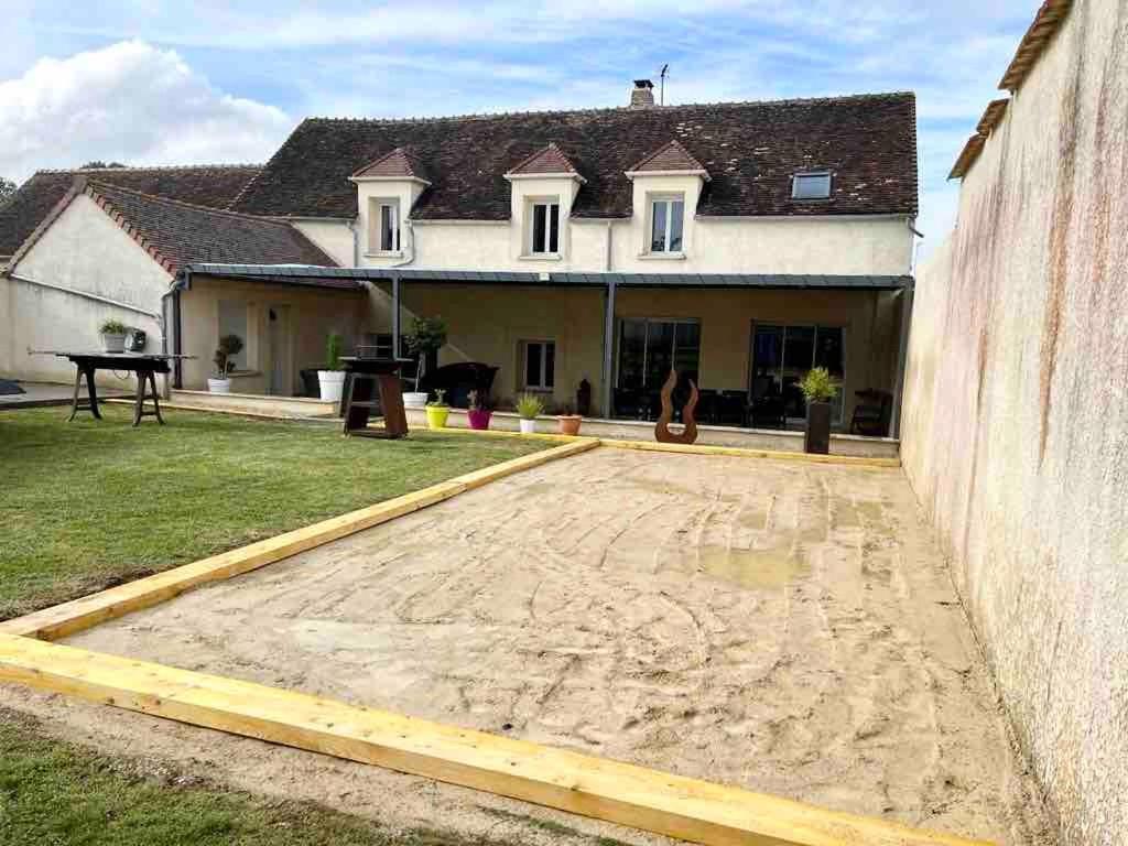 Le Retro Champlay Villa Bagian luar foto