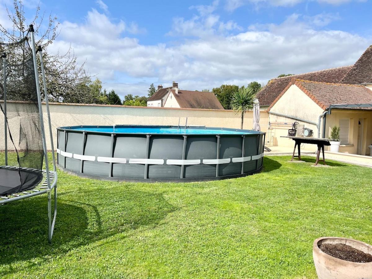 Le Retro Champlay Villa Bagian luar foto